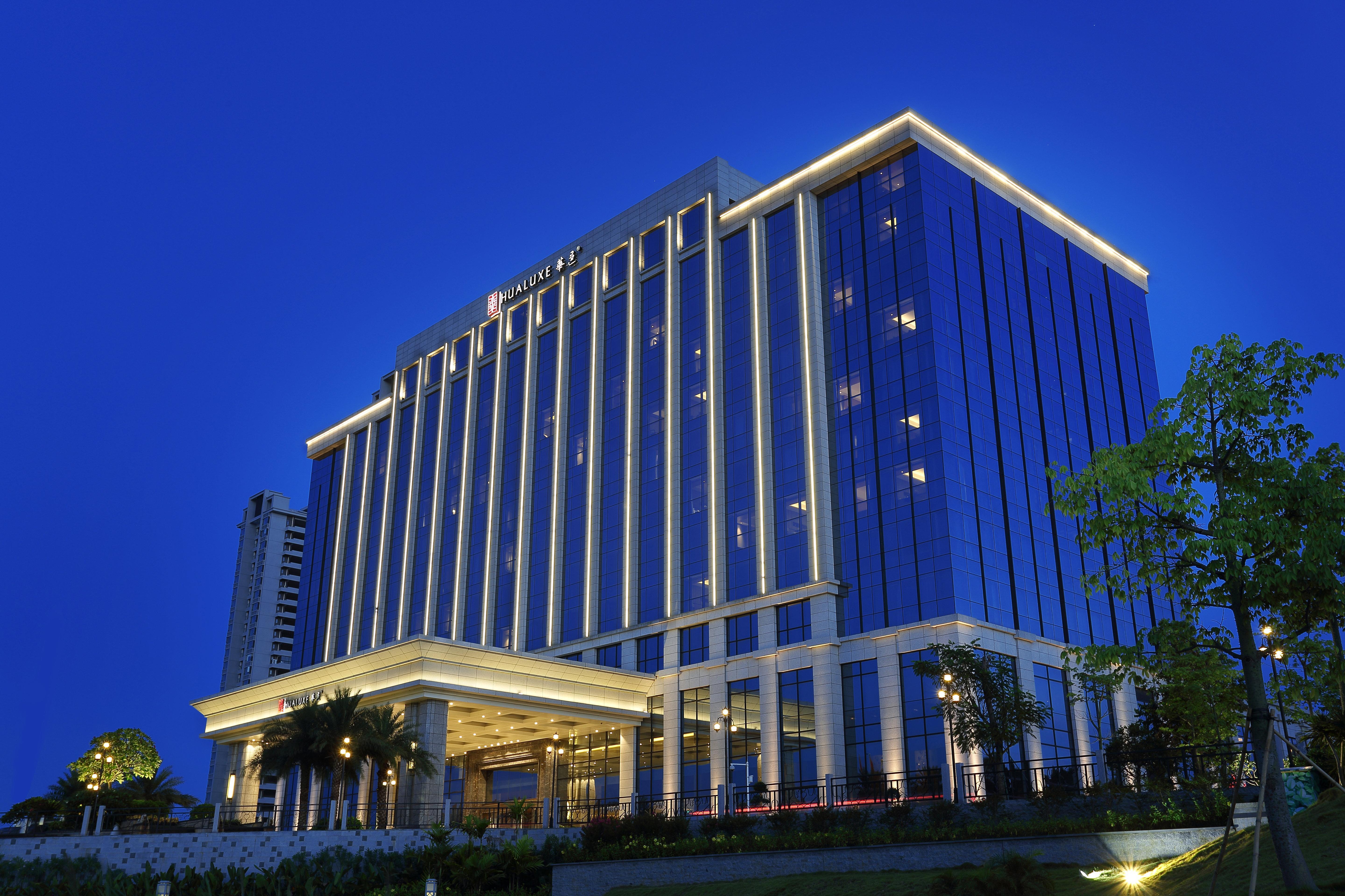 Hualuxe Yangjiang City Center Dış mekan fotoğraf