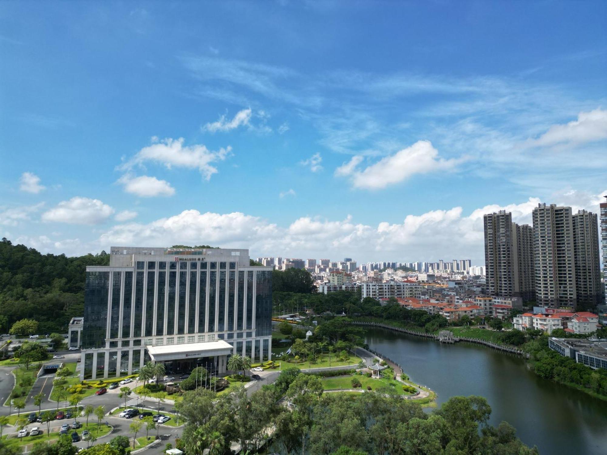 Hualuxe Yangjiang City Center Dış mekan fotoğraf